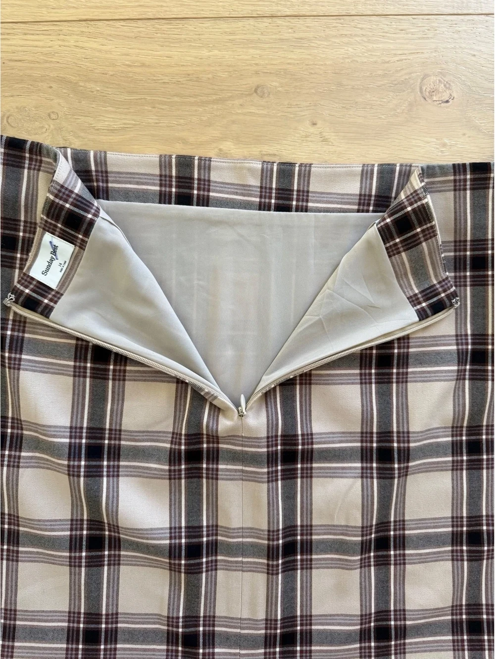 NWT Sunday Best Aritzia Tatiana Plaid Mini Skirt Size 14 Brown Beige